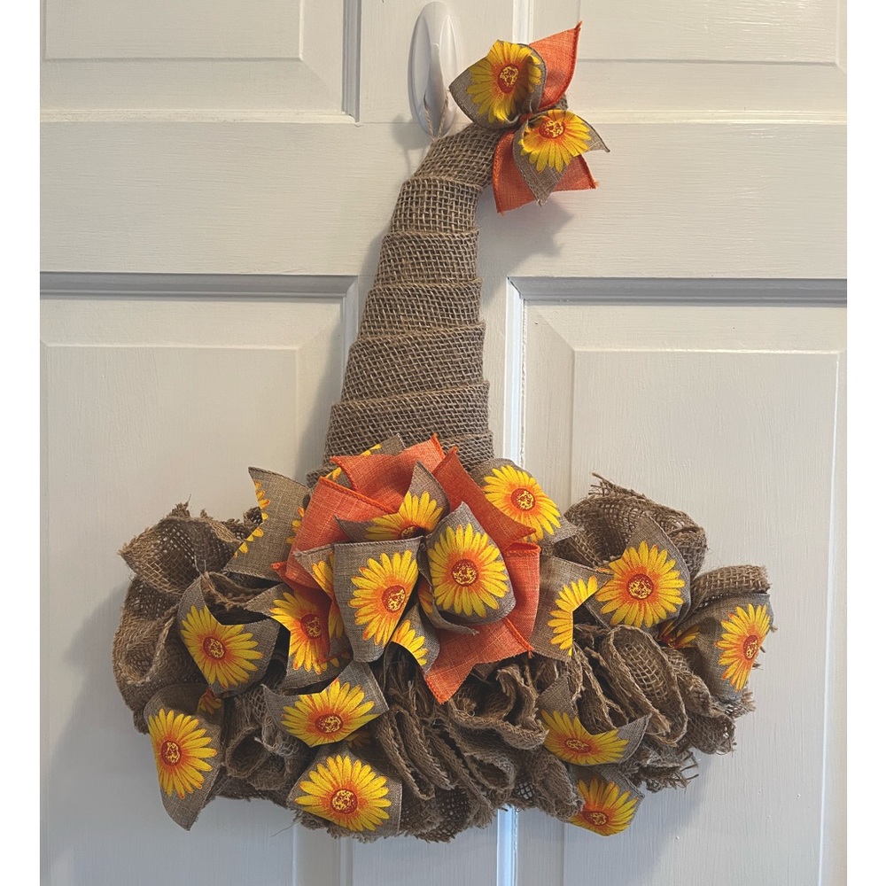 NWOT scarecrow hat wreath